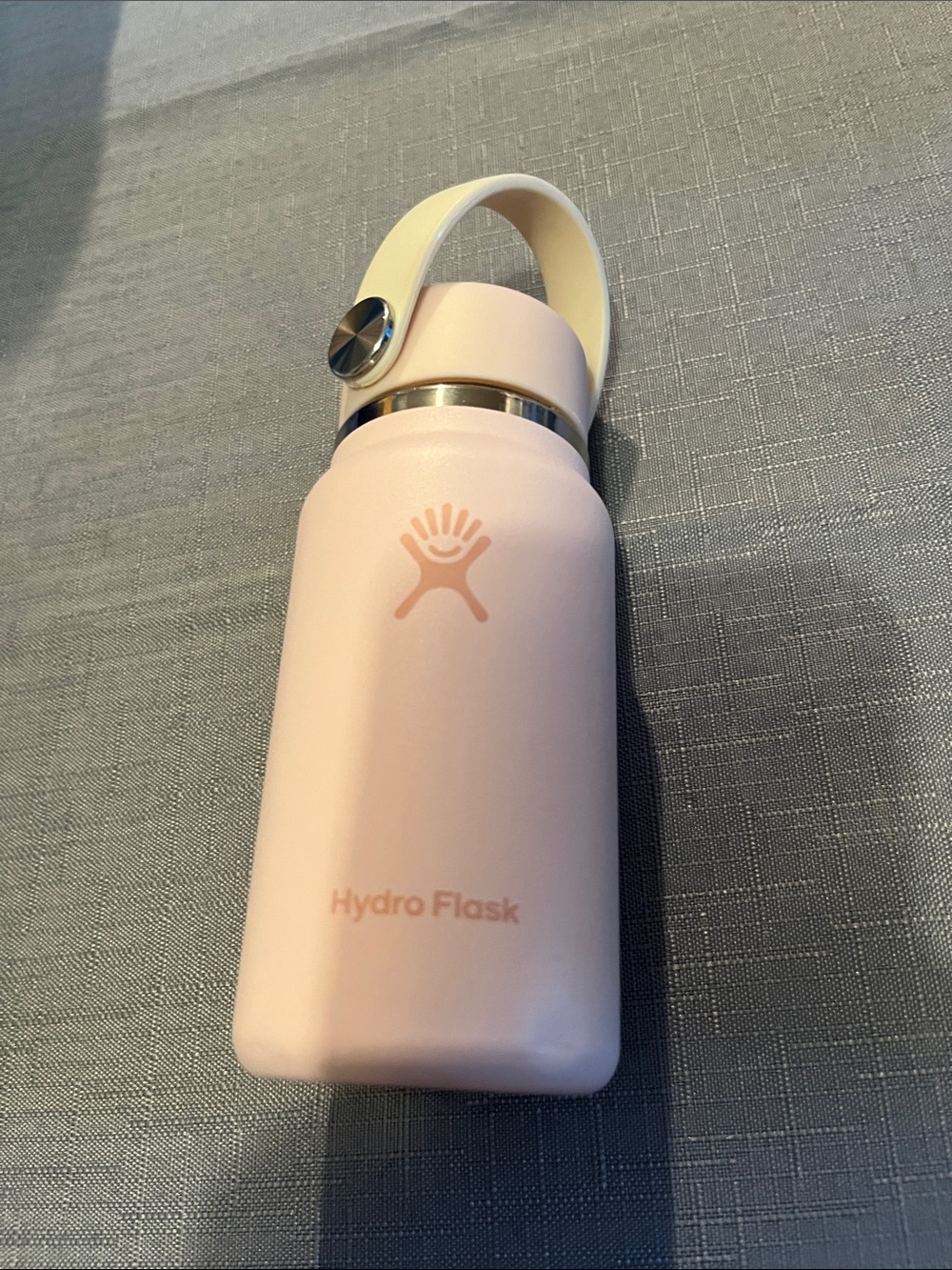 Hydro Flask Soft Pink Bottle with Cream Carry Loop